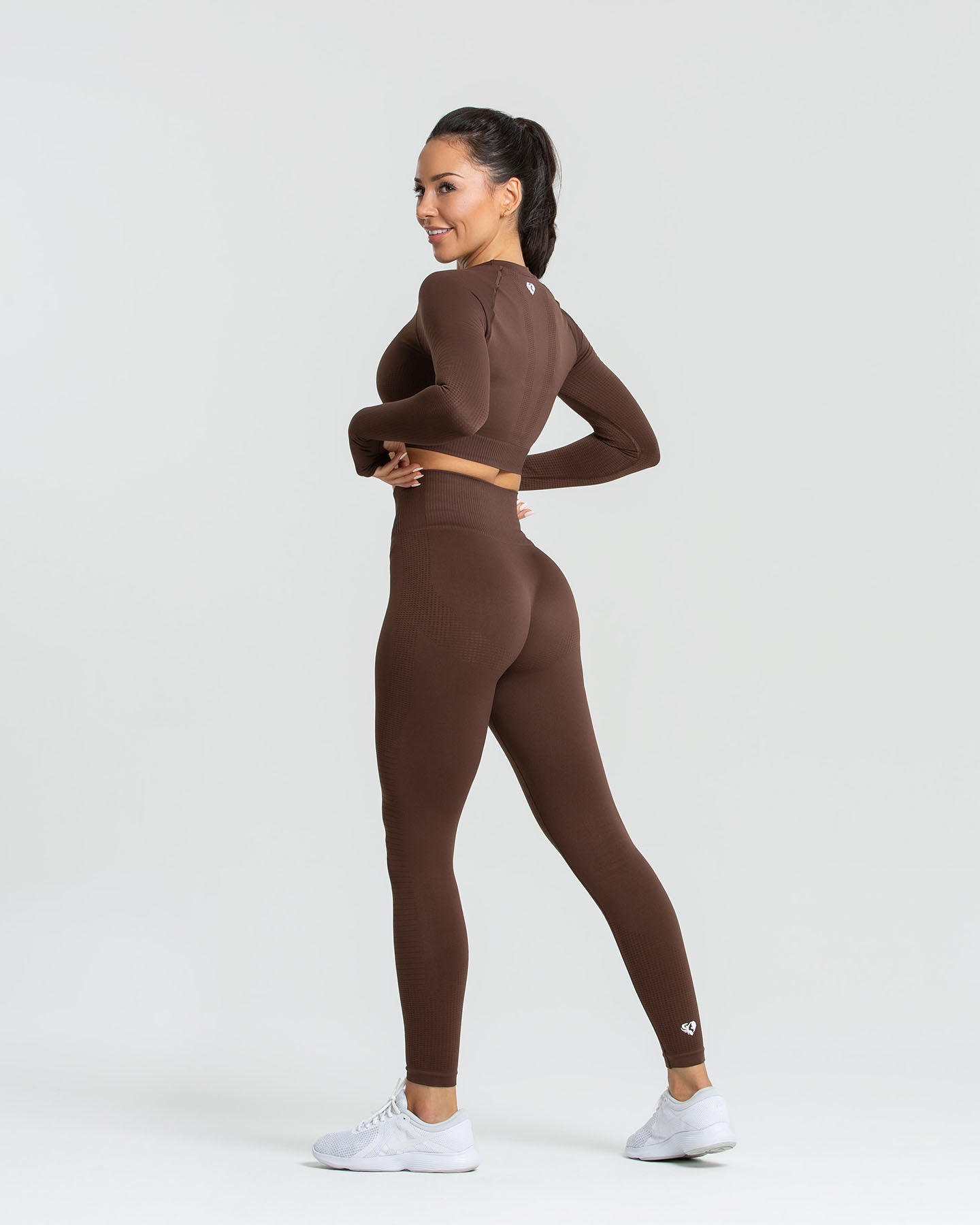 Power Seamless Long Sleeve Crop Top | Walnut Brown